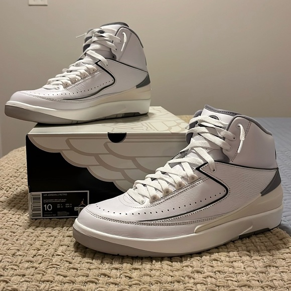 Men’s Air Jordan 2's like brand new in perfect condition.clean no flaws at all - Picture 1 of 5